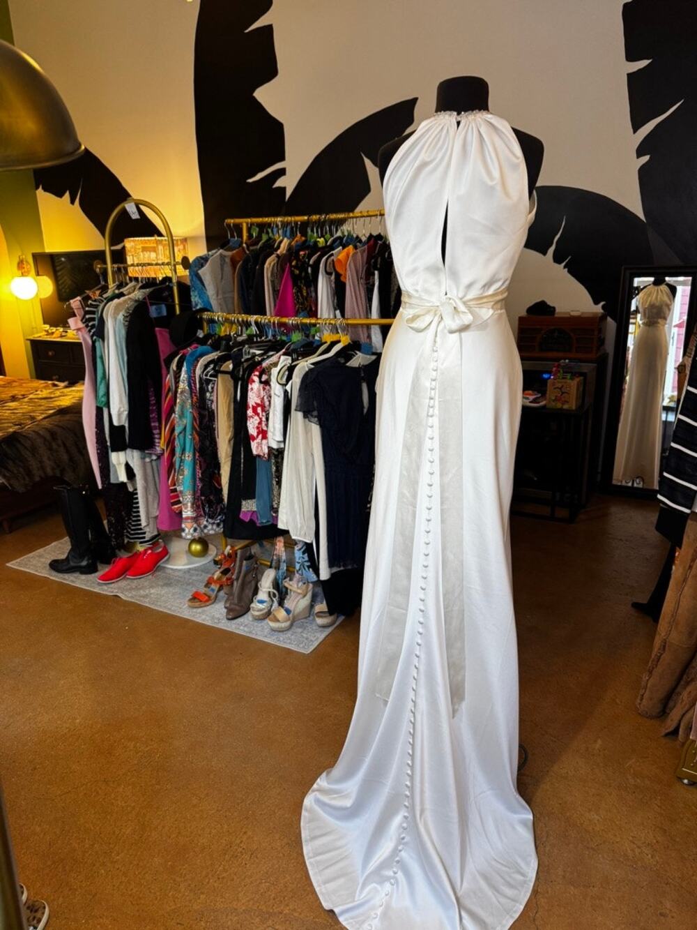 Glamorous Old Hollywood Halter Wedding dress, Casablanca, button back sz 10
